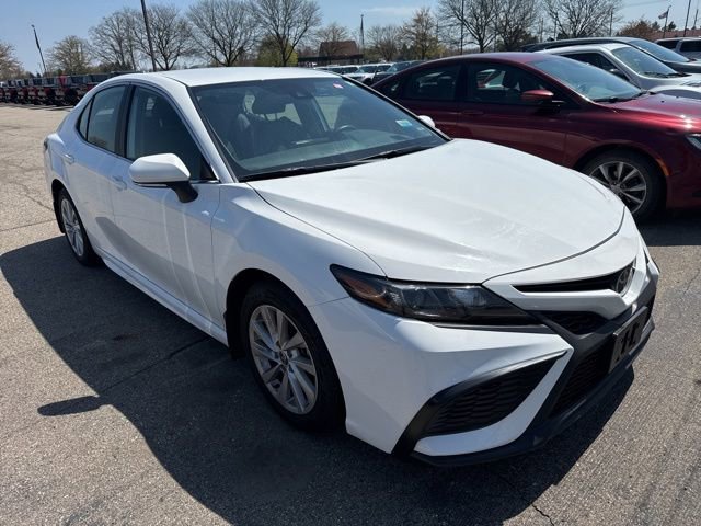 Used 2024 Toyota Camry SE FWD image 7