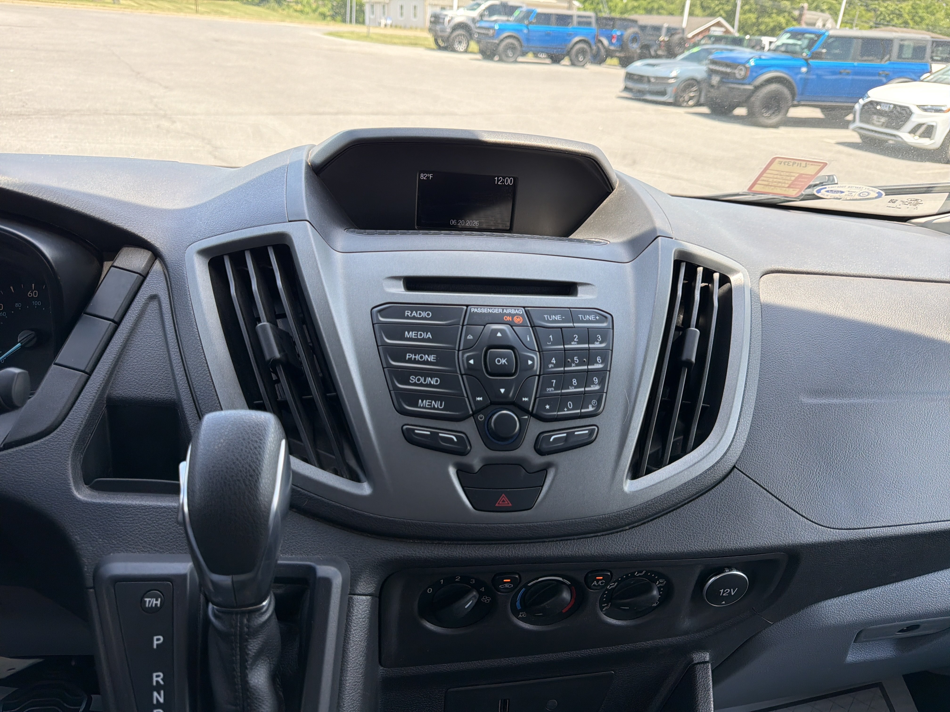 Used 2018 Ford Transit 150 130 Medium Roof RWD image 24