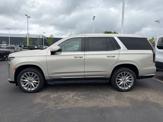 Used 2022 Cadillac Escalade Premium Luxury AWD/4WD image 3