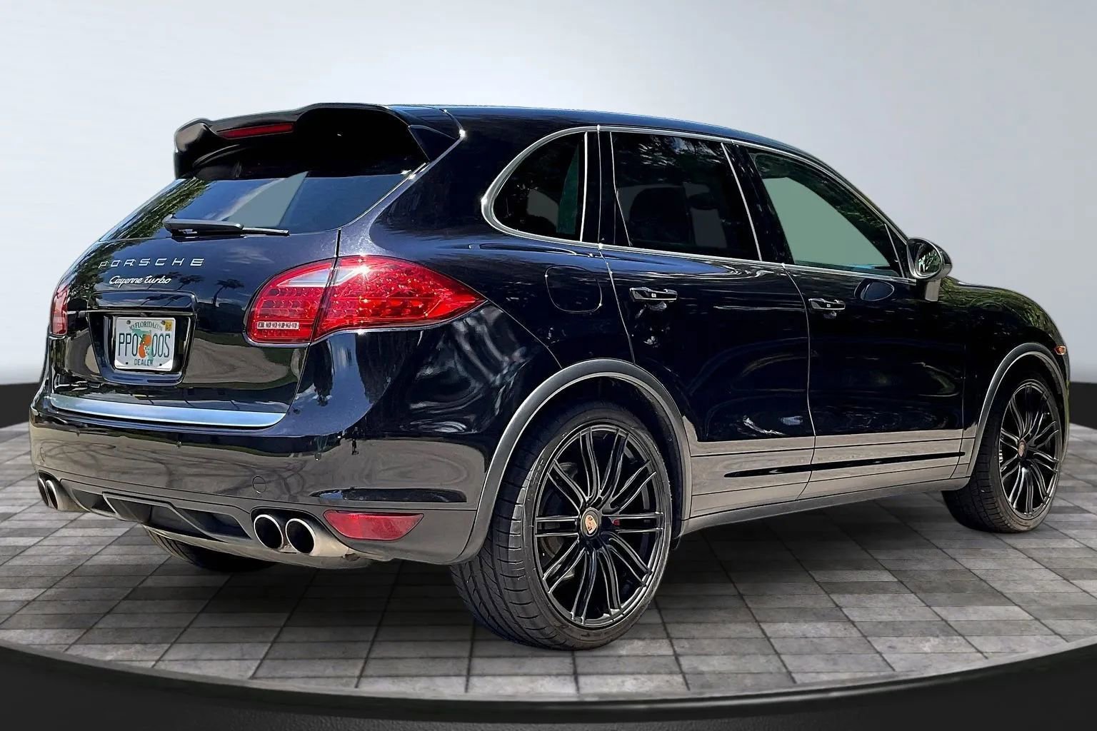 Used 2014 Porsche Cayenne AWD/4WD image 6