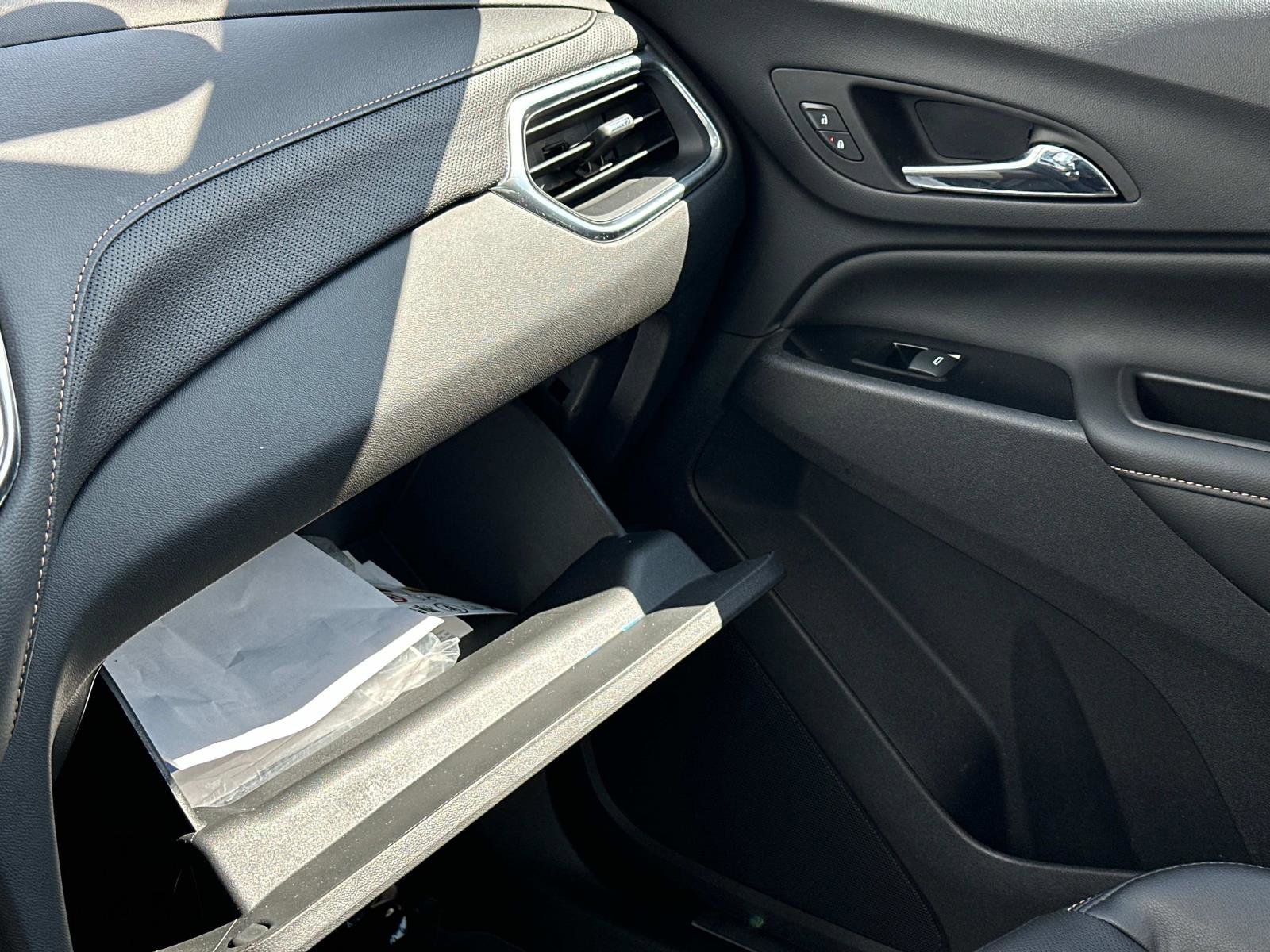 Certified 2023 Chevrolet Equinox Premier image 32