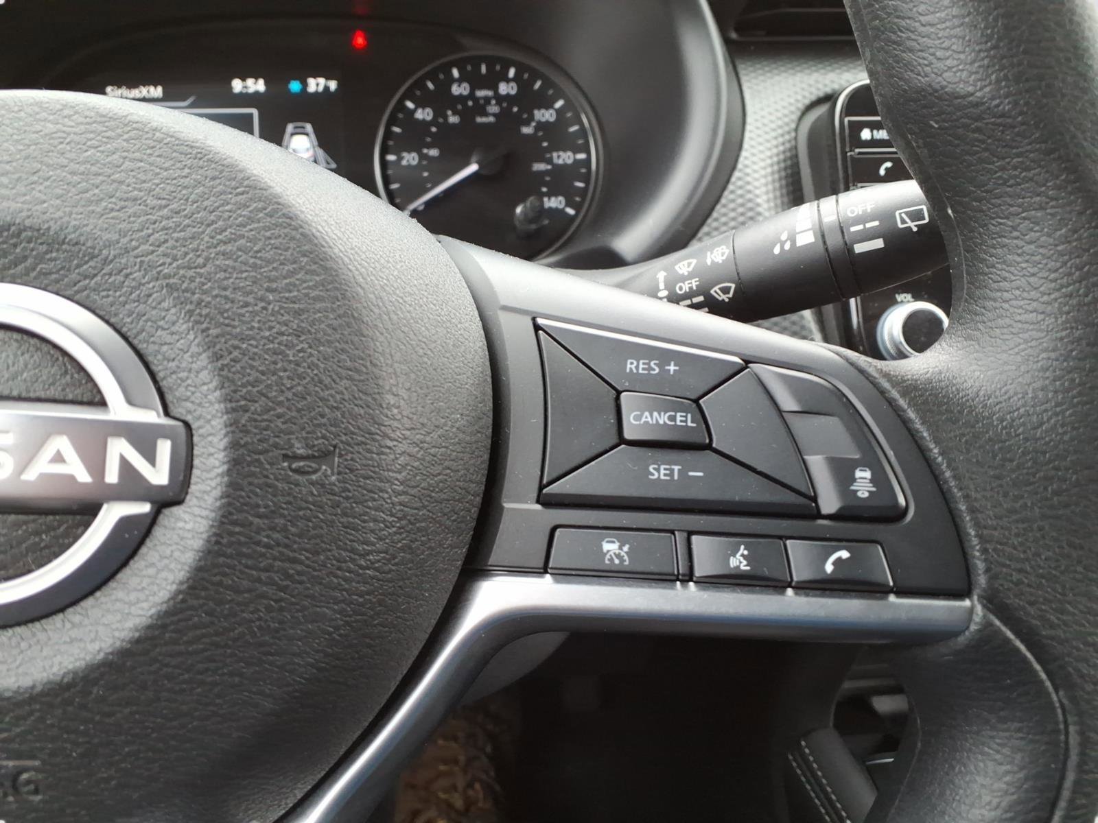 Certified 2023 Nissan Kicks SV image 22