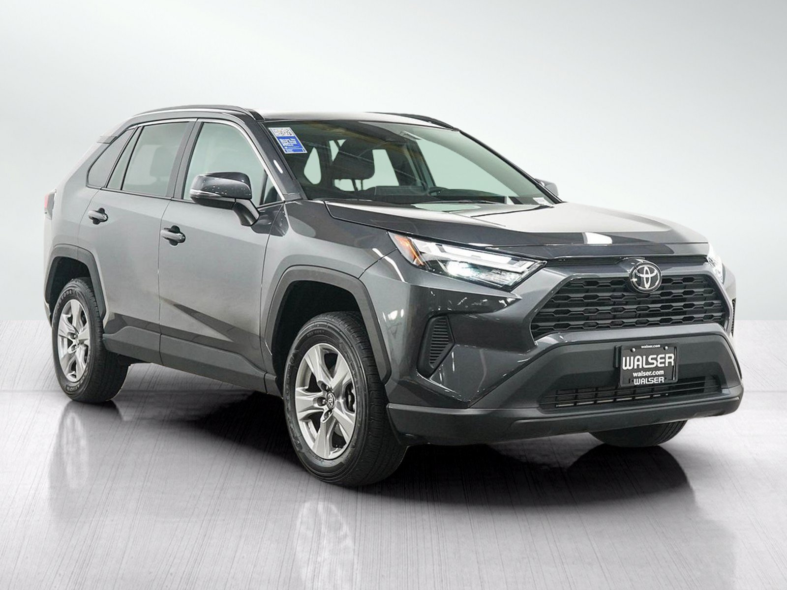 Used 2025 Toyota RAV4 XLE w/ Convenience Package AWD/4WD image 7