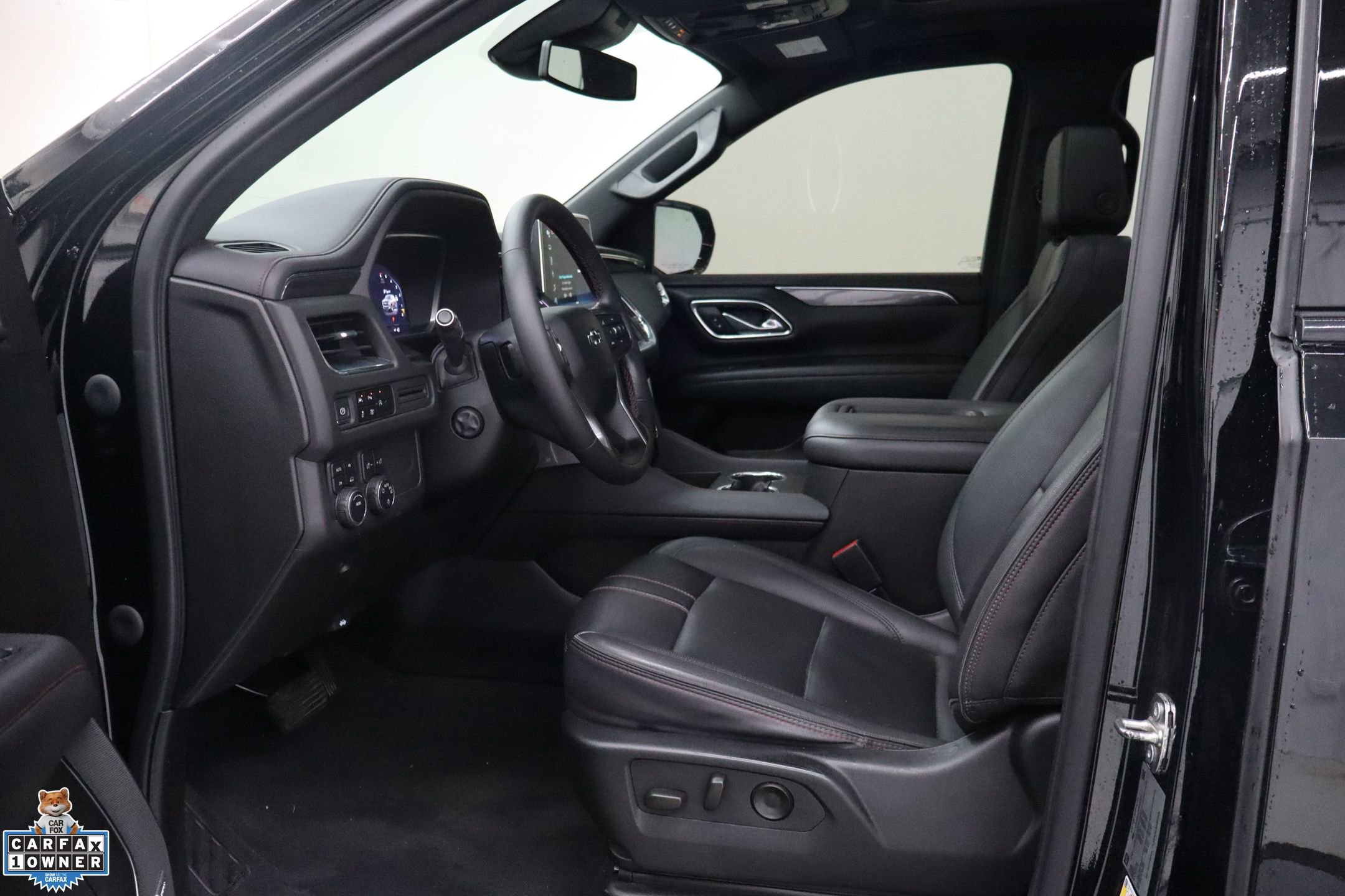 Used 2023 Chevrolet Tahoe RST w/ Luxury Package AWD/4WD image 26