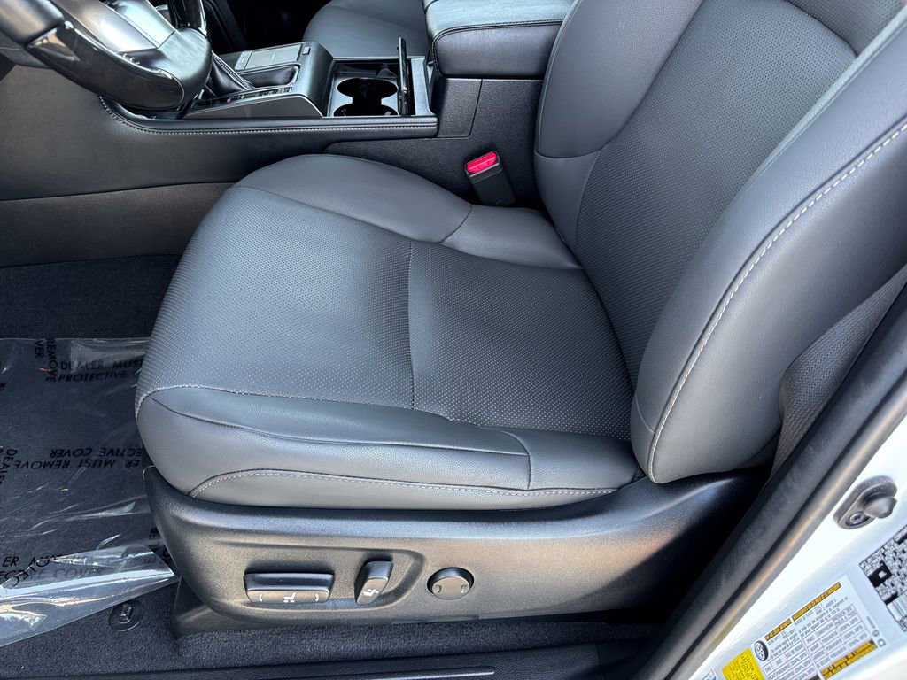 Used 2023 Lexus GX 460 Premium w/ Premium Package AWD/4WD image 20