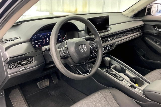 Certified 2025 Honda Accord SE image 17