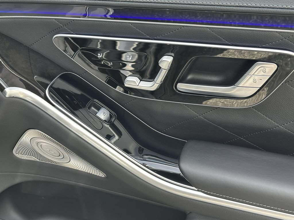 Certified 2023 Mercedes-Benz S 580e 4MATIC Sedan image 17