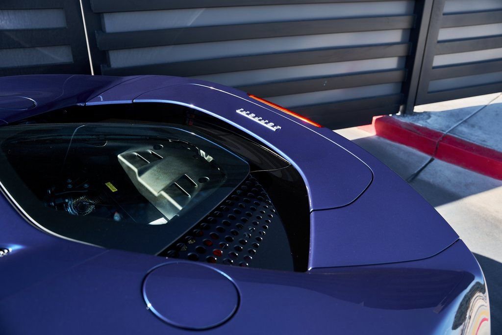 Used 2023 Ferrari SF90 Stradale image 11