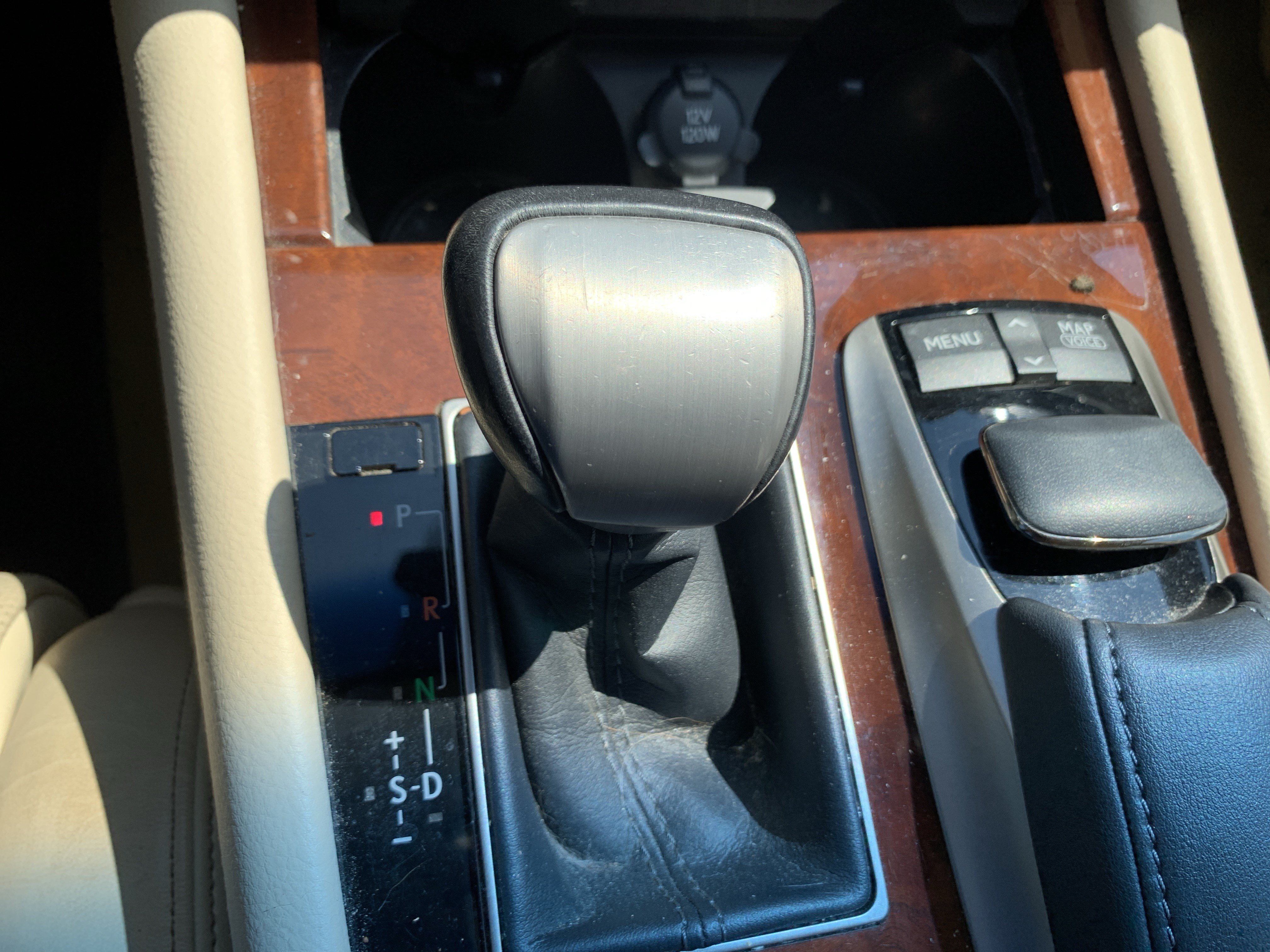 Used 2013 Lexus LS 460 AWD w/ Comfort Pkg image 26