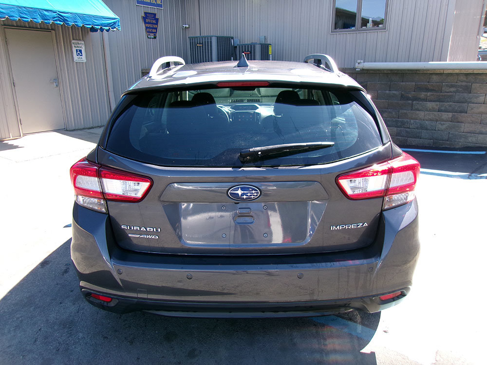 Used 2019 Subaru Impreza 2.0i Limited w/ Popular Package #2 AWD/4WD image 5