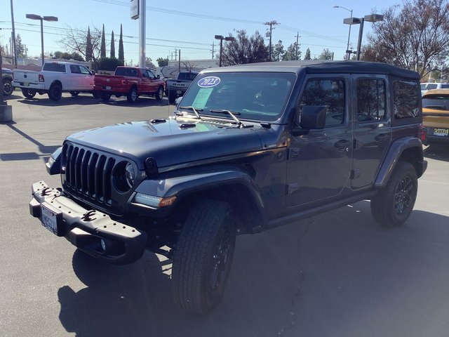 Used 2023 Jeep Wrangler Sport S image 5