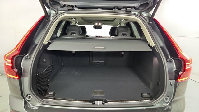 New 2026 Volvo XC60 T8 Plus w/ Climate Package AWD/4WD image 38