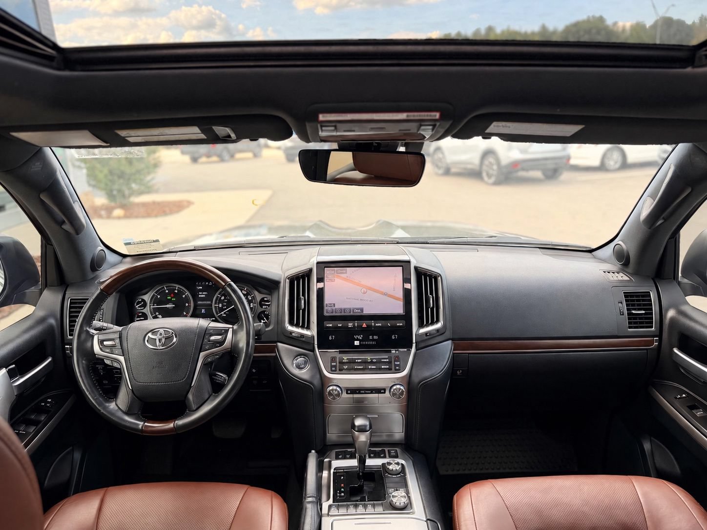 Used 2020 Toyota Land Cruiser AWD/4WD image 28