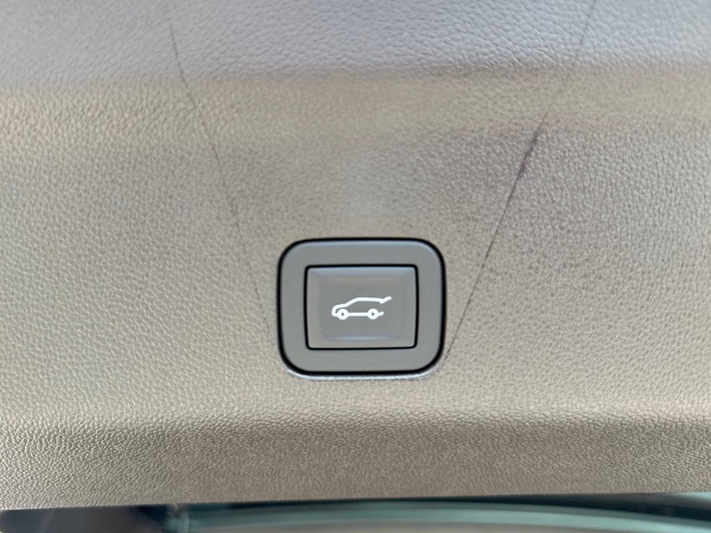 New 2025 GMC Yukon Elevation w/ LPO, Floor Liner Package image 25