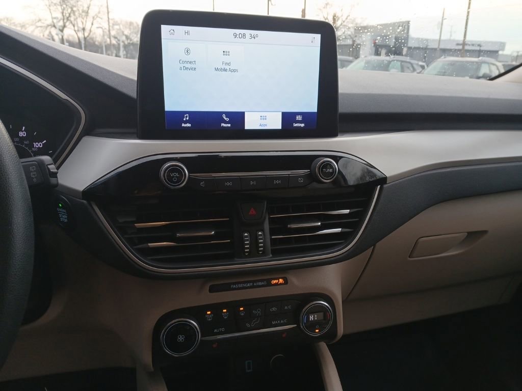 Used 2020 Ford Escape SE image 22