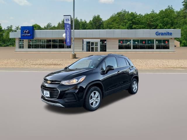 Used 2019 Chevrolet Trax LT w/ LT Convenience Package image 2
