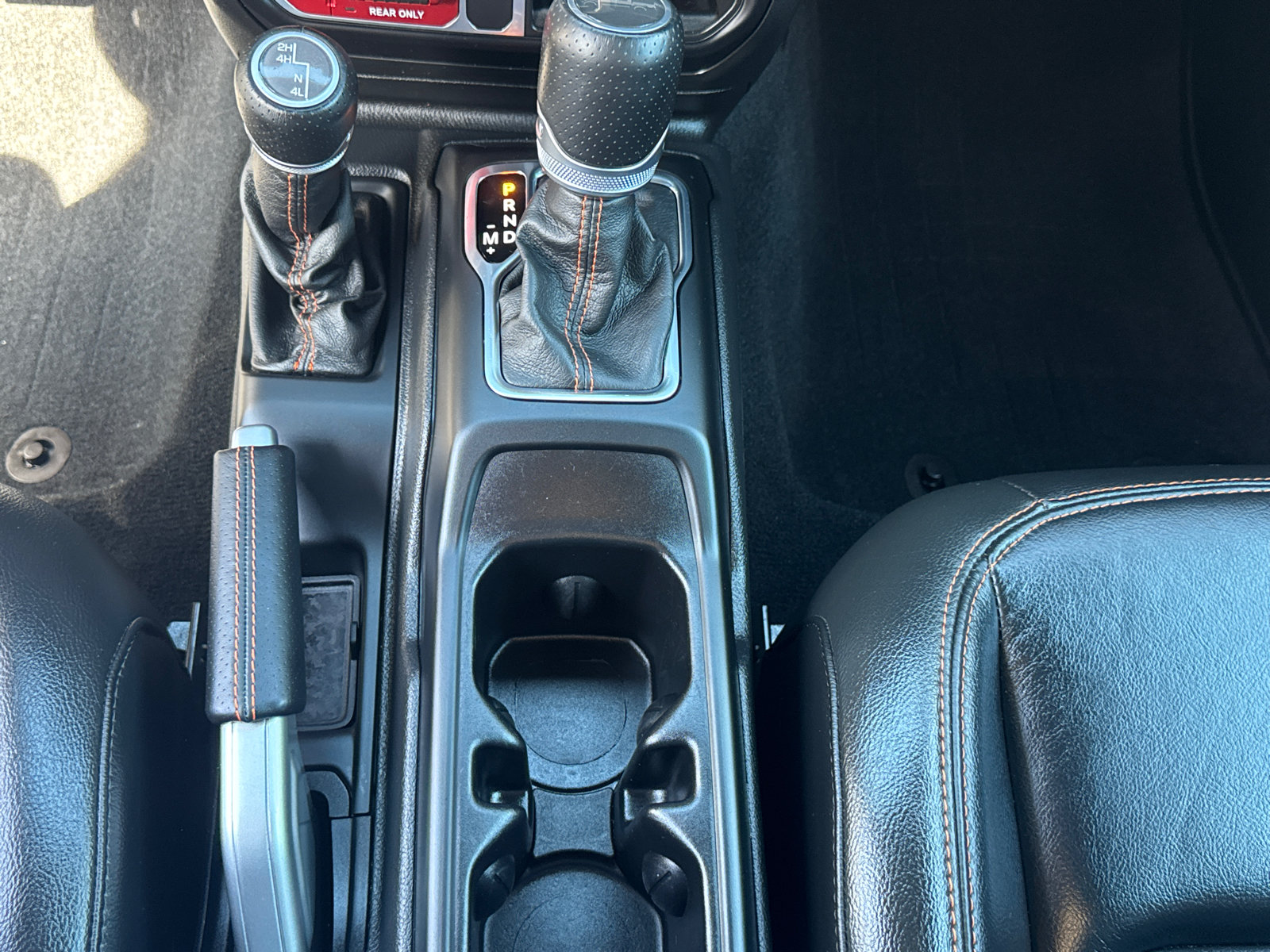 Used 2022 Jeep Gladiator Mojave w/ Cold Weather Group AWD/4WD image 14