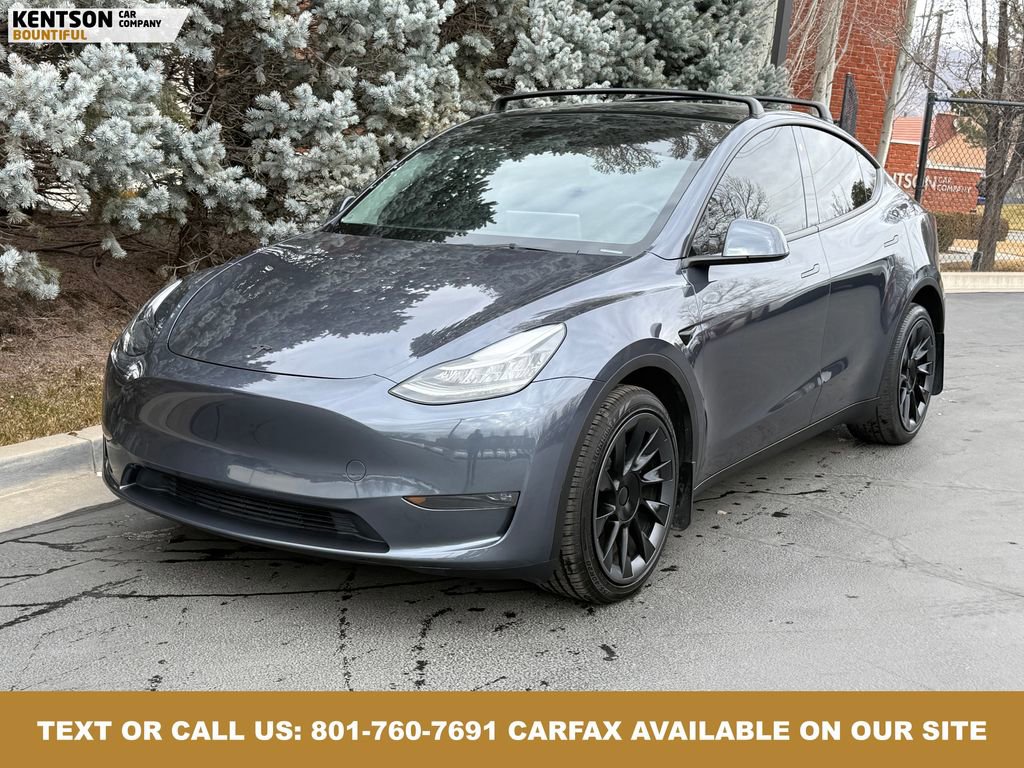 Used 2023 Tesla Model Y Long Range image 3