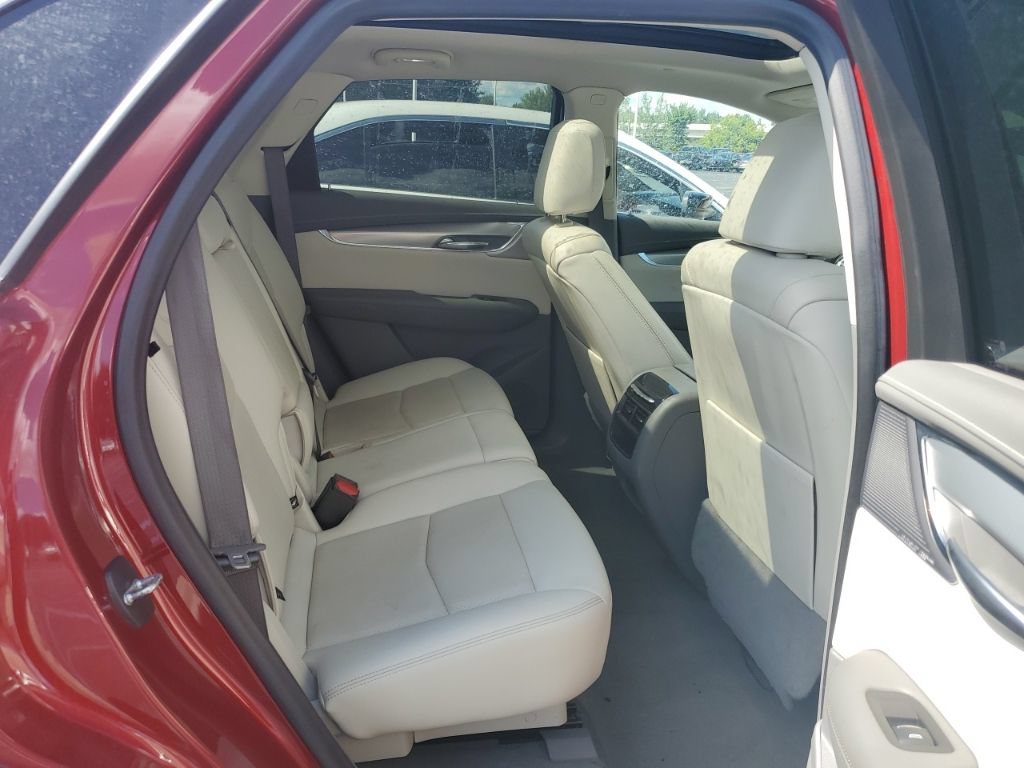 Used 2021 Cadillac XT5 Premium Luxury AWD/4WD image 11