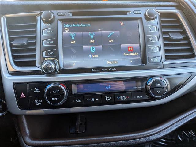 Used 2019 Toyota Highlander Limited image 11
