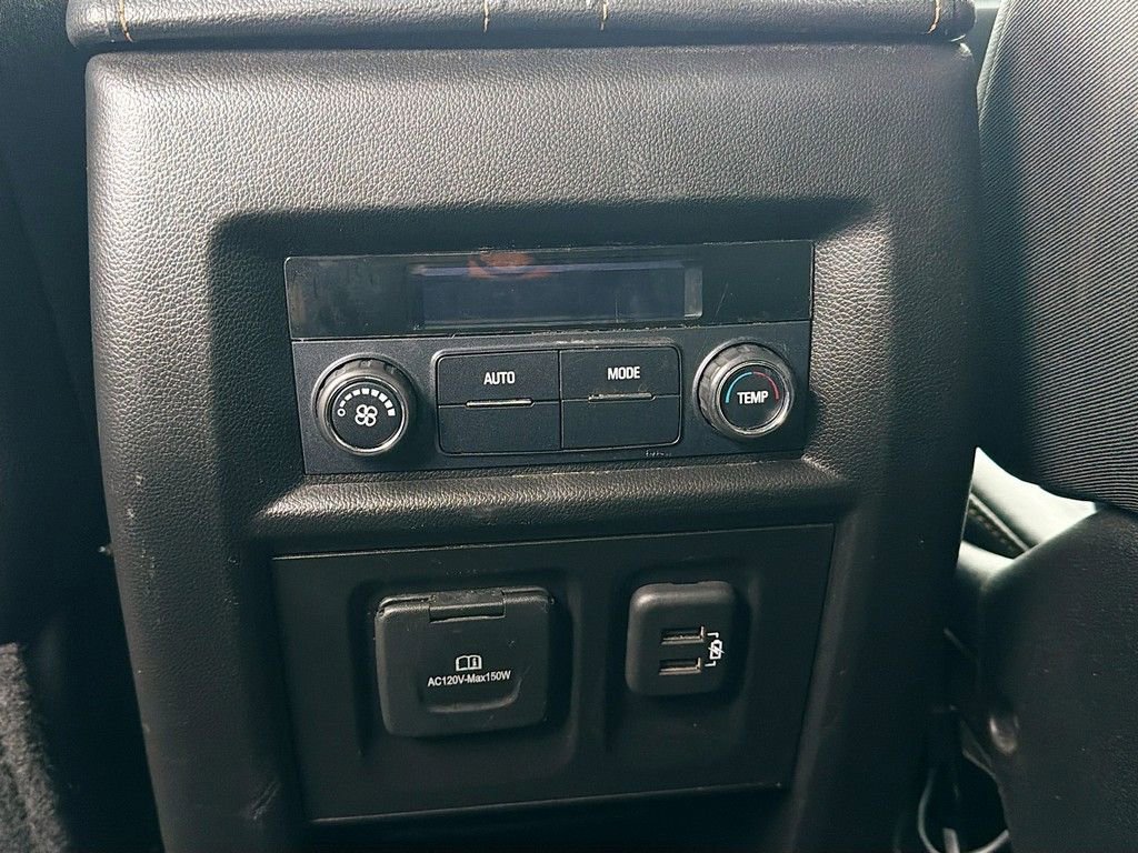 Used 2021 Chevrolet Traverse RS image 40