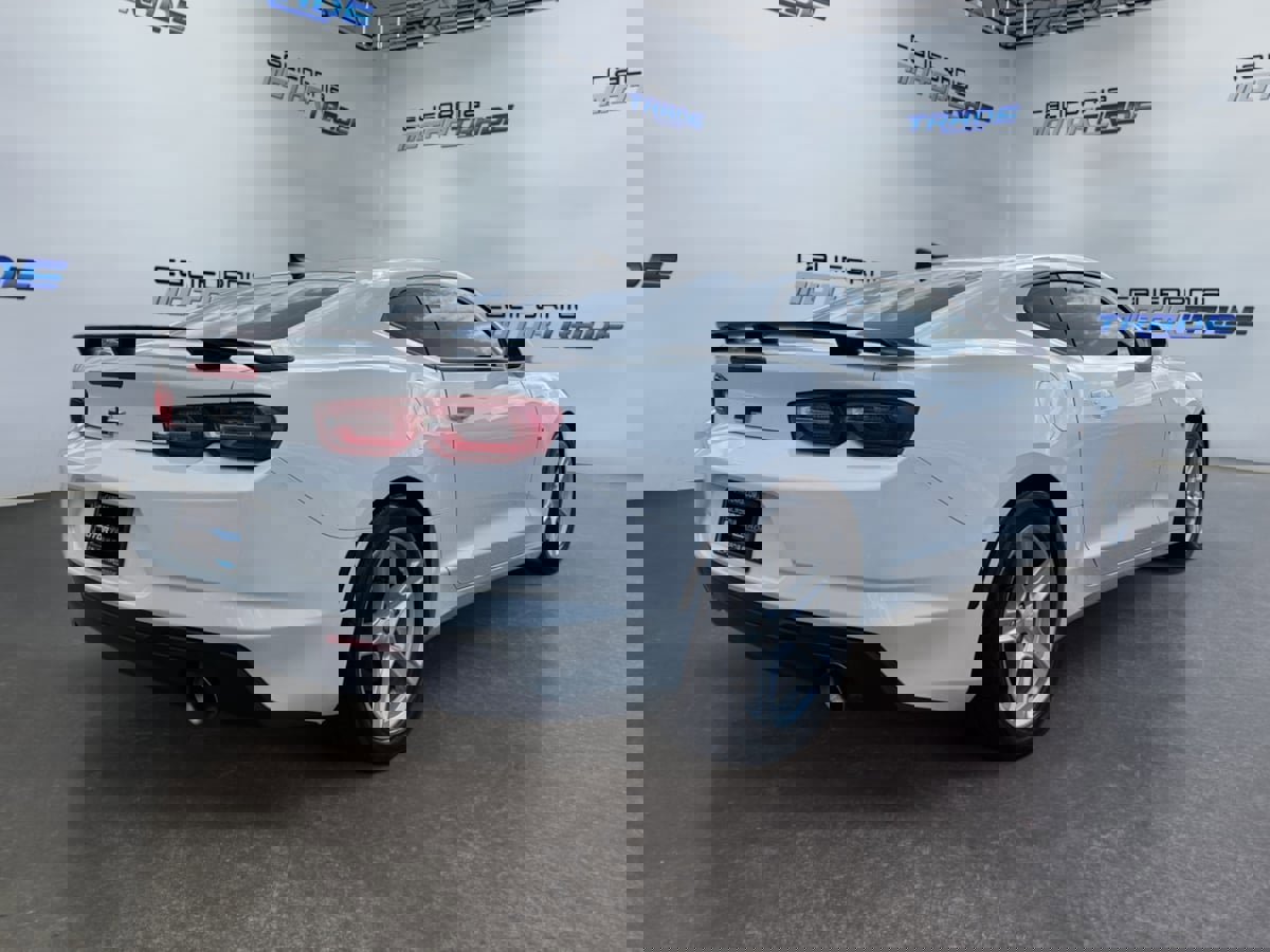 Used 2024 Chevrolet Camaro LT image 5