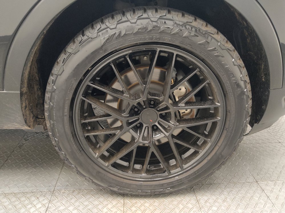 Used 2018 Ford Explorer Sport w/ Equipment Group 401A AWD/4WD image 31