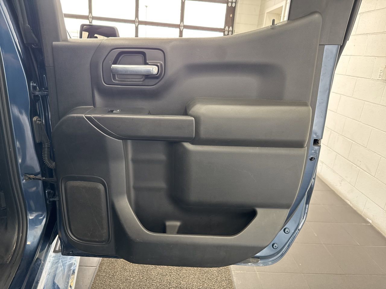 Used 2019 Chevrolet Silverado 1500 LT w/ All-Star Edition image 46