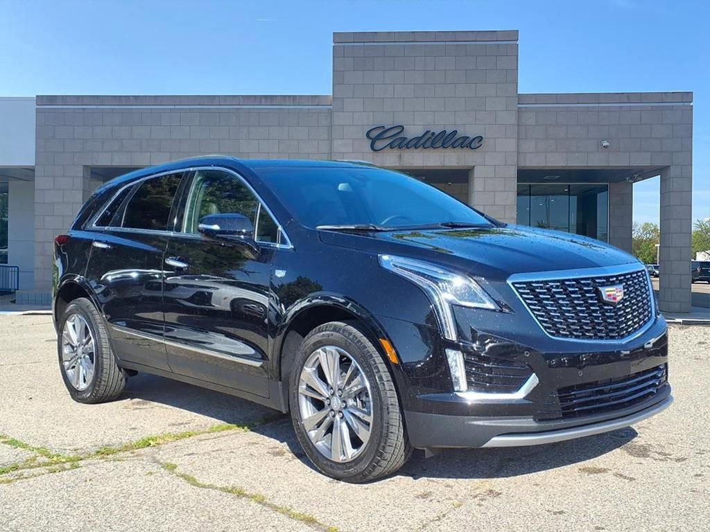 New 2025 Cadillac XT5 Premium Luxury w/ LPO, Floor Liner Package image 3