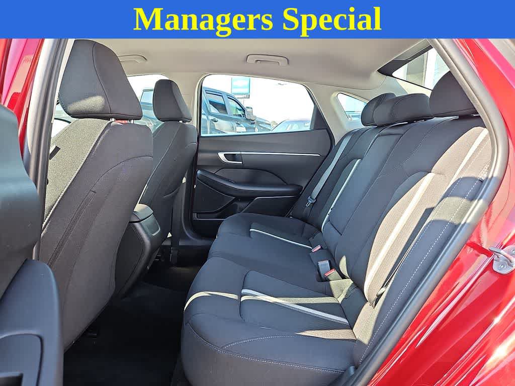 Used 2024 Hyundai Sonata SEL FWD image 9