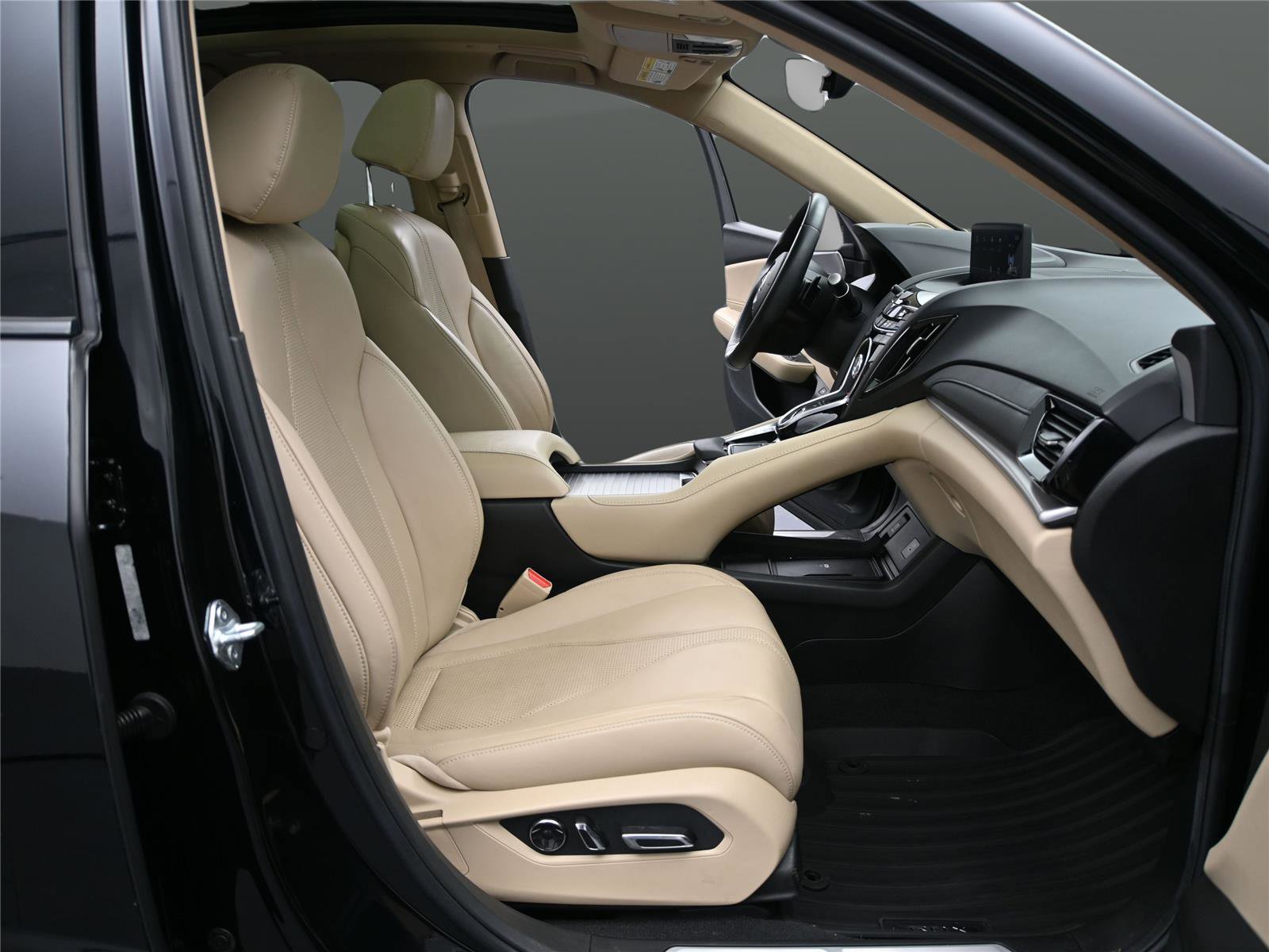 Certified 2023 Acura RDX AWD w/ Technology Package image 15