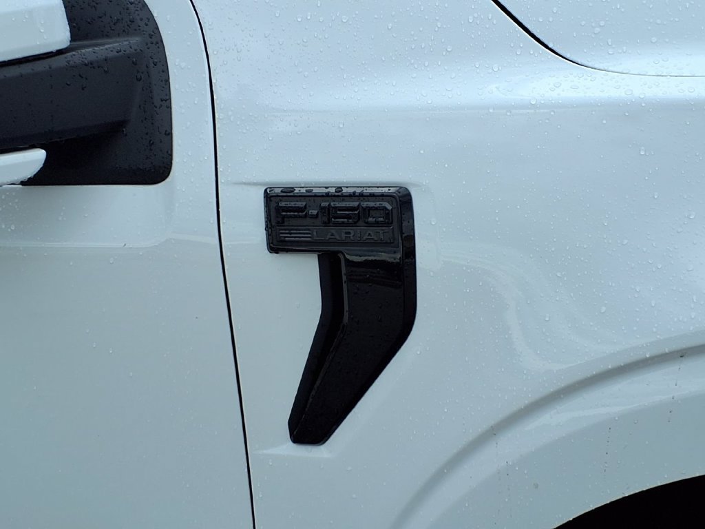 Used 2024 Ford F150 Lariat w/ Bed Utility Package AWD/4WD image 11