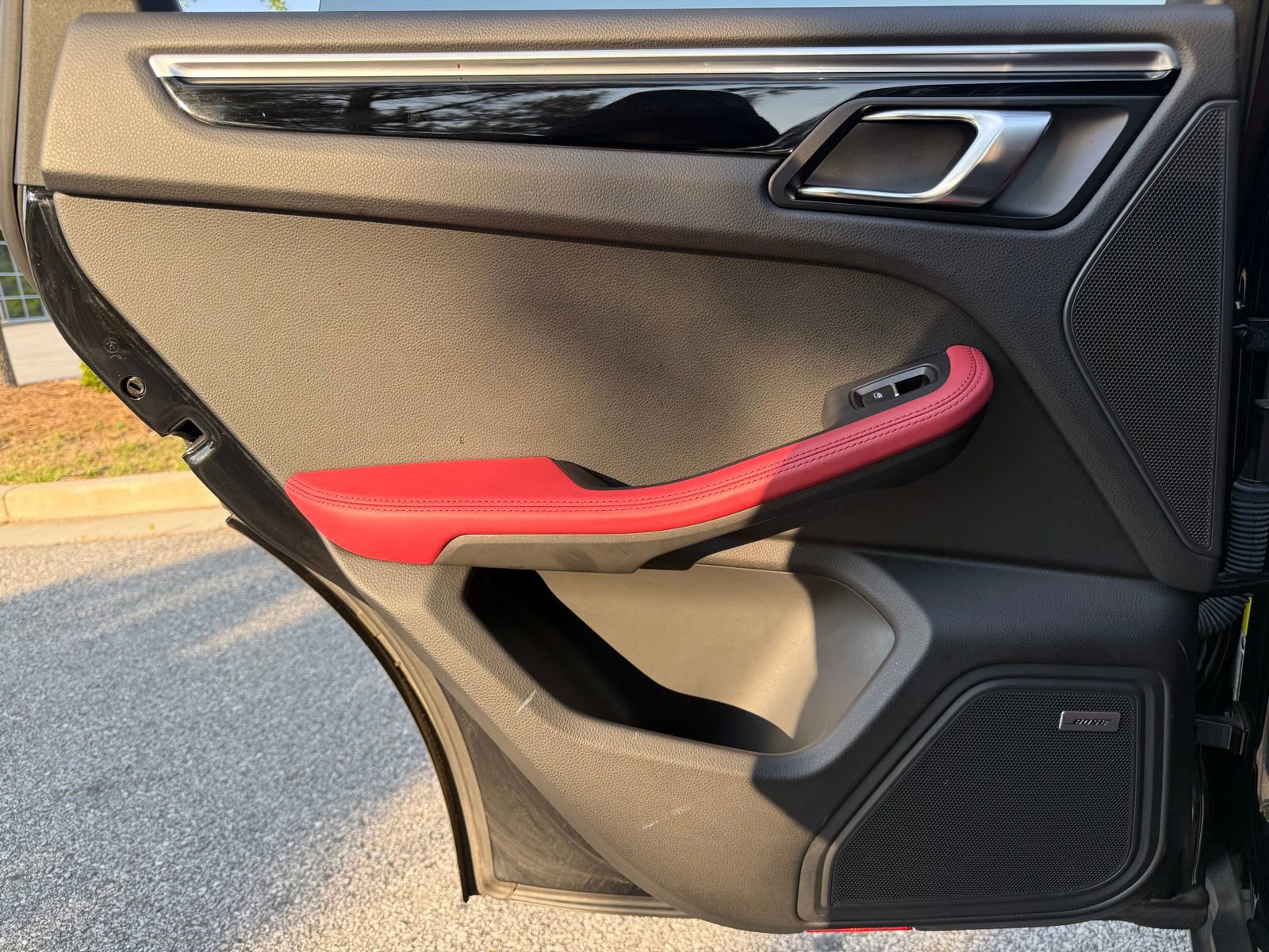 Used 2019 Porsche Macan AWD/4WD image 47