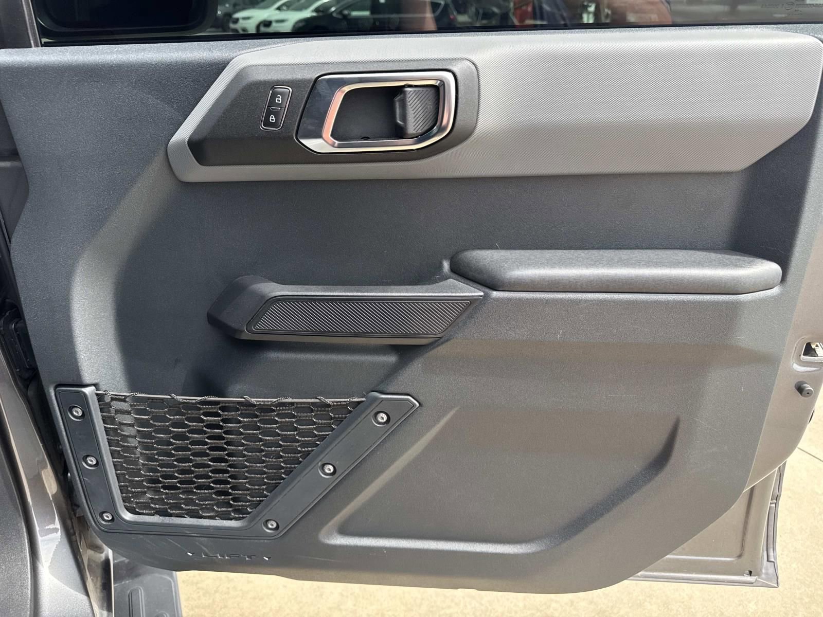 Used 2024 Ford Bronco Big Bend w/ Sasquatch Package image 13