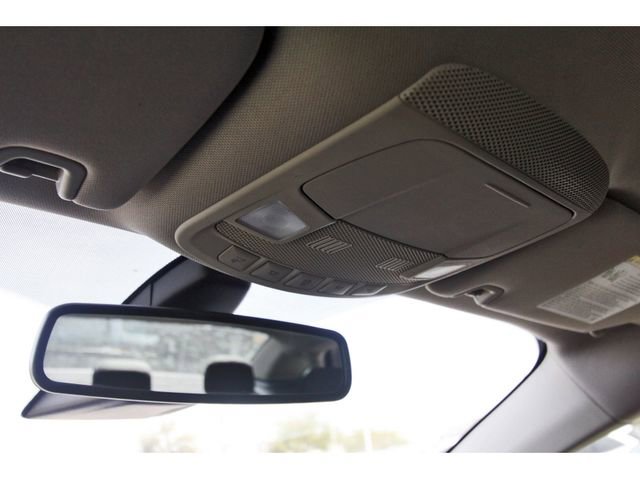 Used 2020 Ford Fusion SE image 22