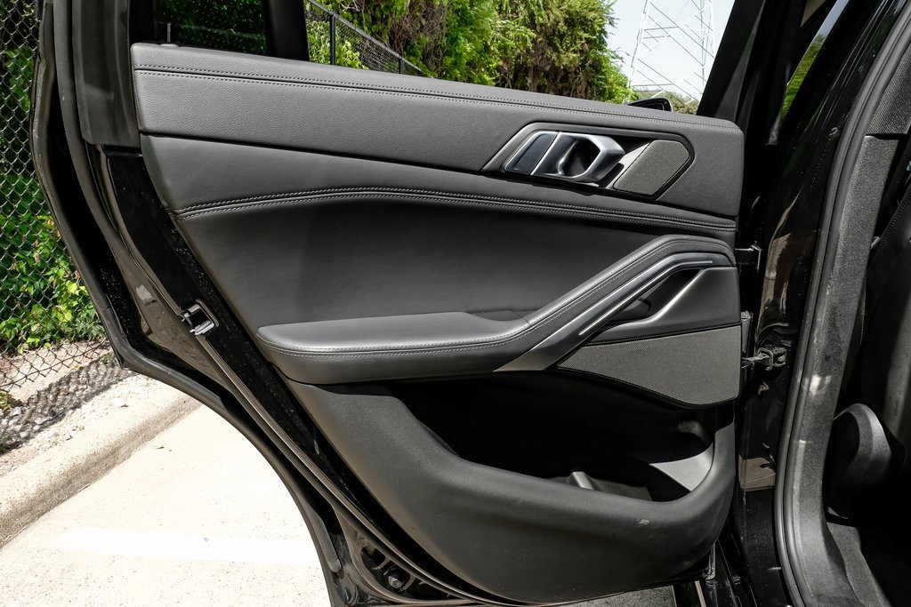 Used 2023 BMW X6 xDrive40i w/ M Sport Package image 51