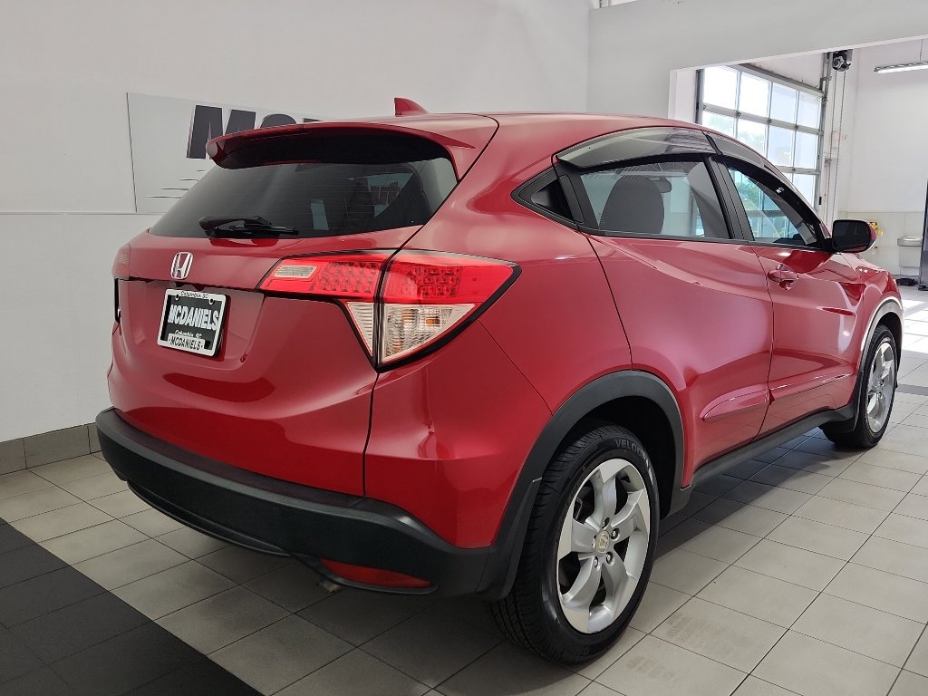 Used 2018 Honda HR-V LX image 4