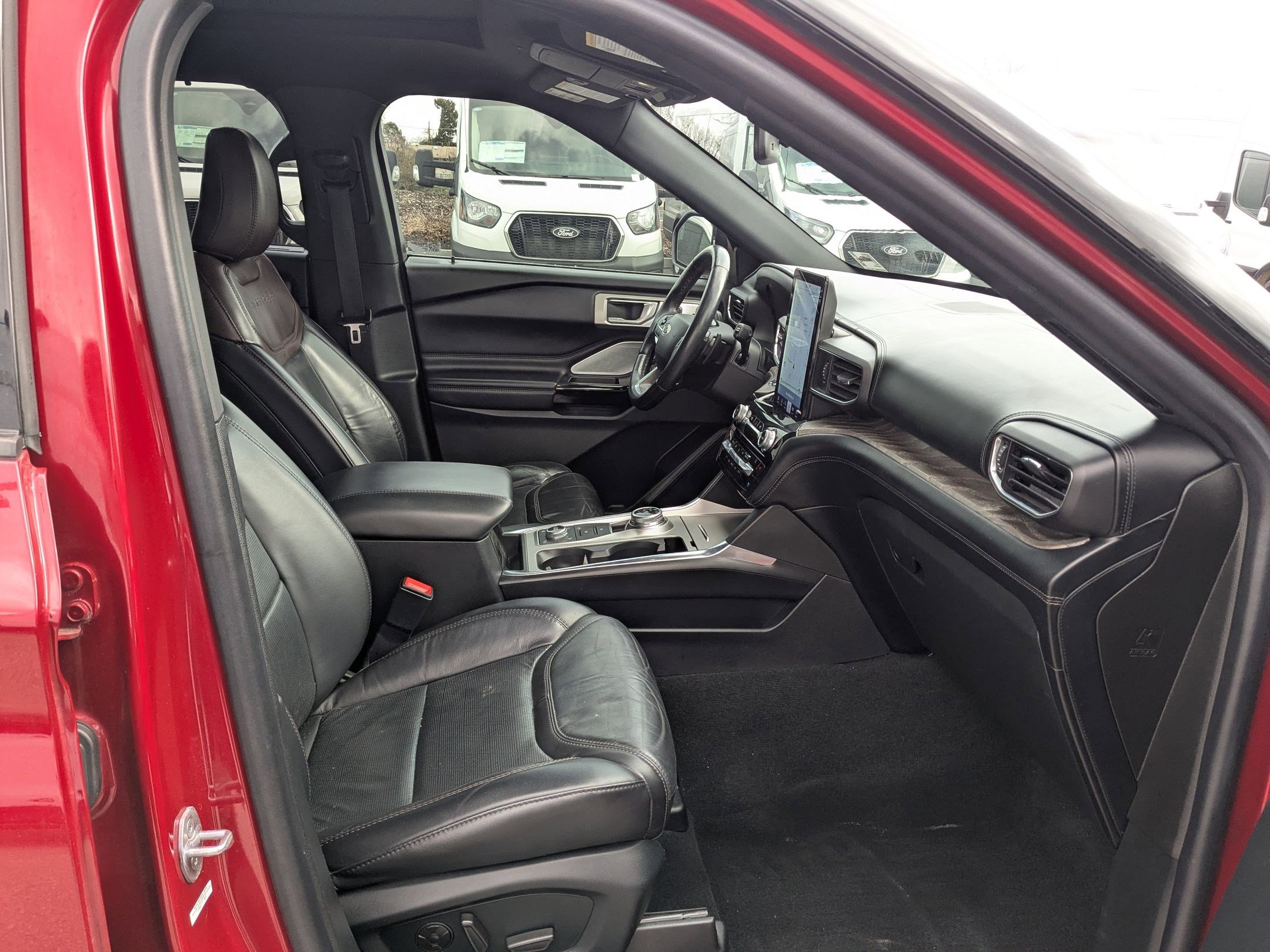 Used 2021 Ford Explorer Platinum w/ Equipment Group 601A image 33