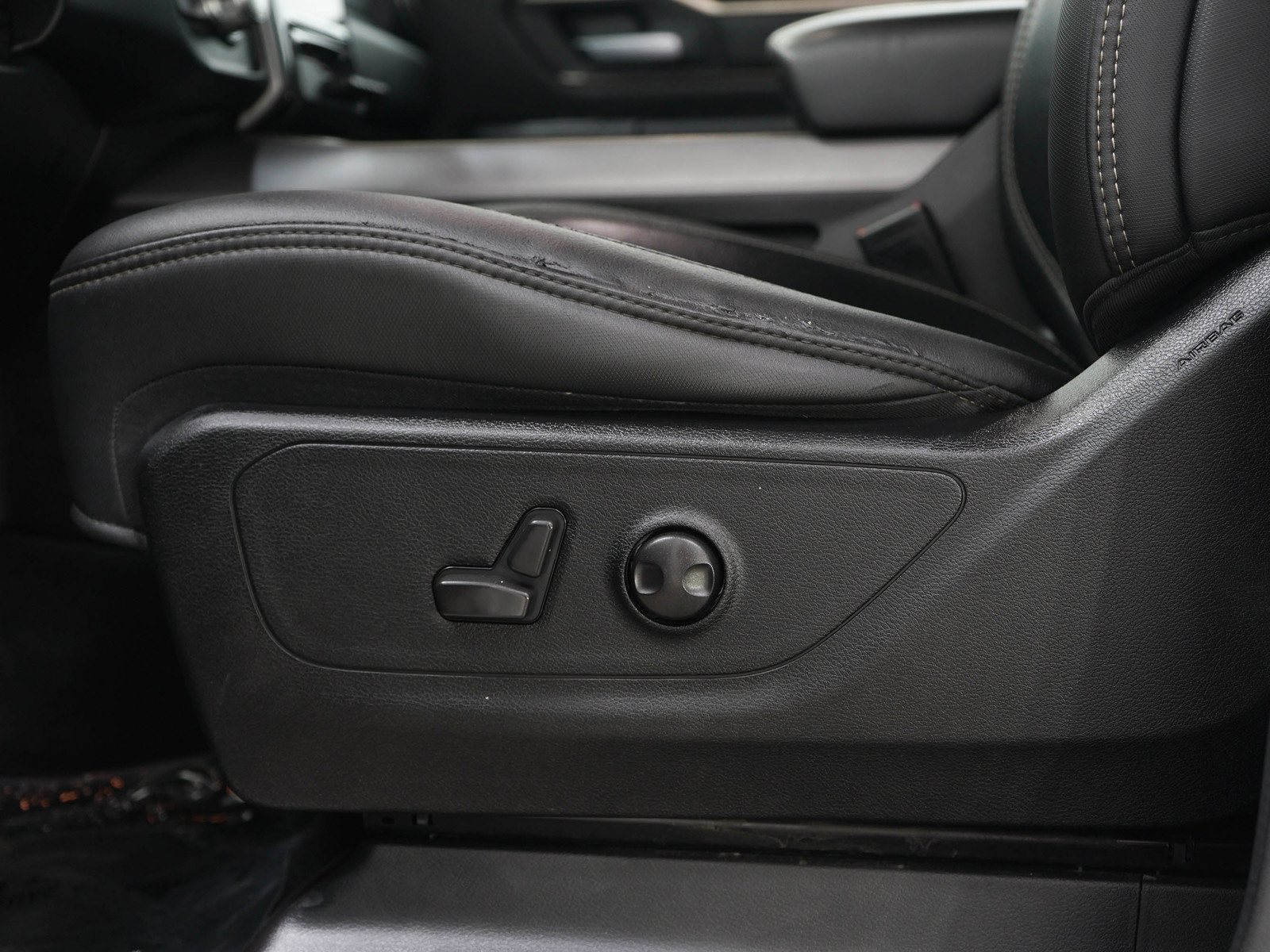 Used 2022 RAM 1500 Sport w/ Rebel Level 2 Equipment Group AWD/4WD image 19