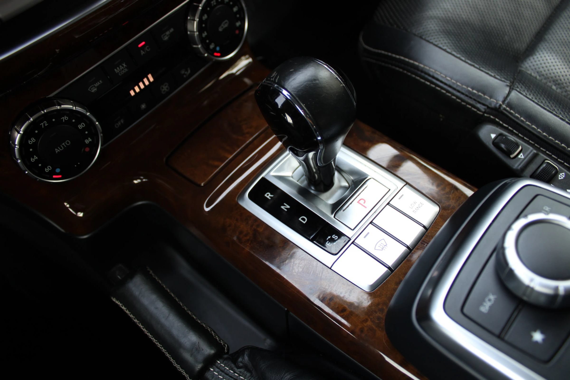 Used 2015 Mercedes-Benz G 550 image 23