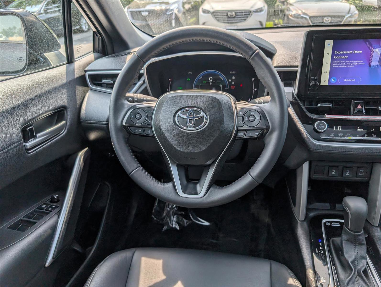 Used 2024 Toyota Corolla Cross XSE w/ Convenience Package image 19