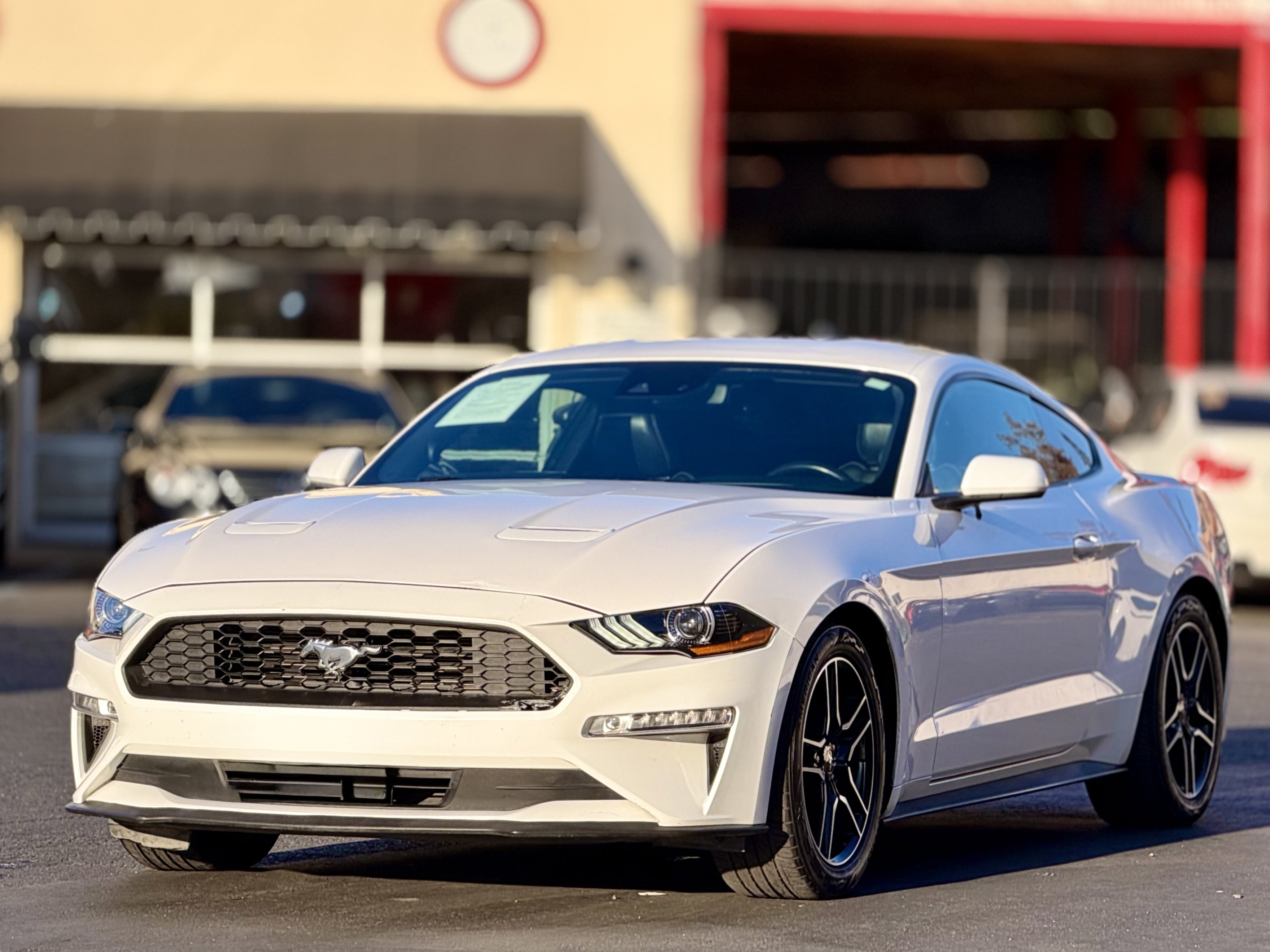 Used 2021 Ford Mustang Premium RWD image 3