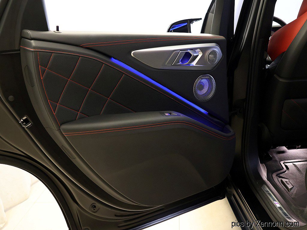 Certified 2024 BMW XM Label Red image 34