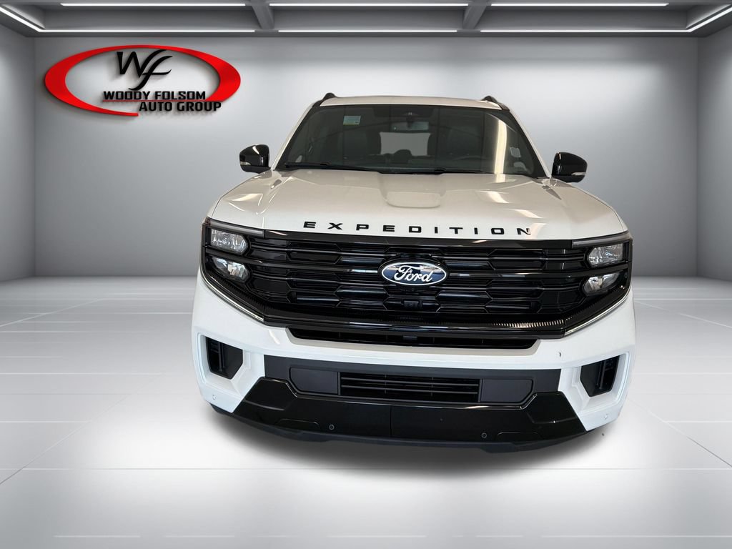 New 2027 Ford Expedition Platinum w/ Stealth Performance Package AWD/4WD image 2