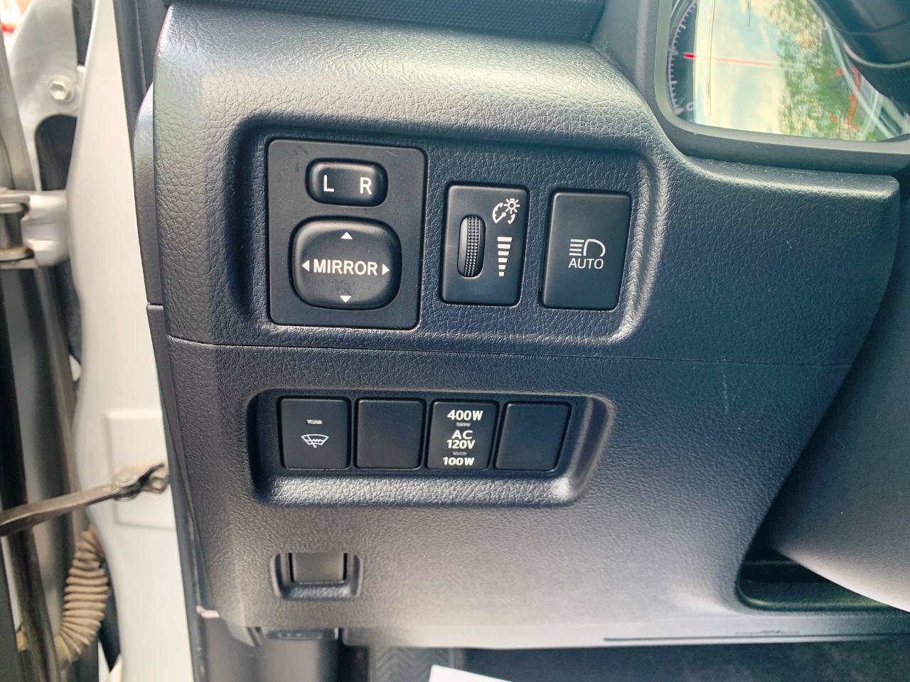 Used 2021 Toyota 4Runner SR5 AWD/4WD image 13