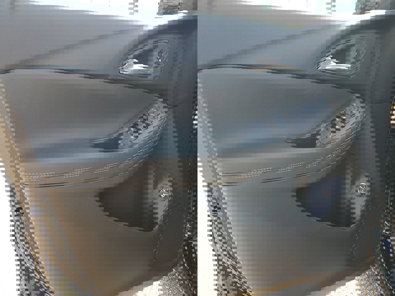 New 2025 Buick Encore GX Preferred w/ Comfort Package image 54