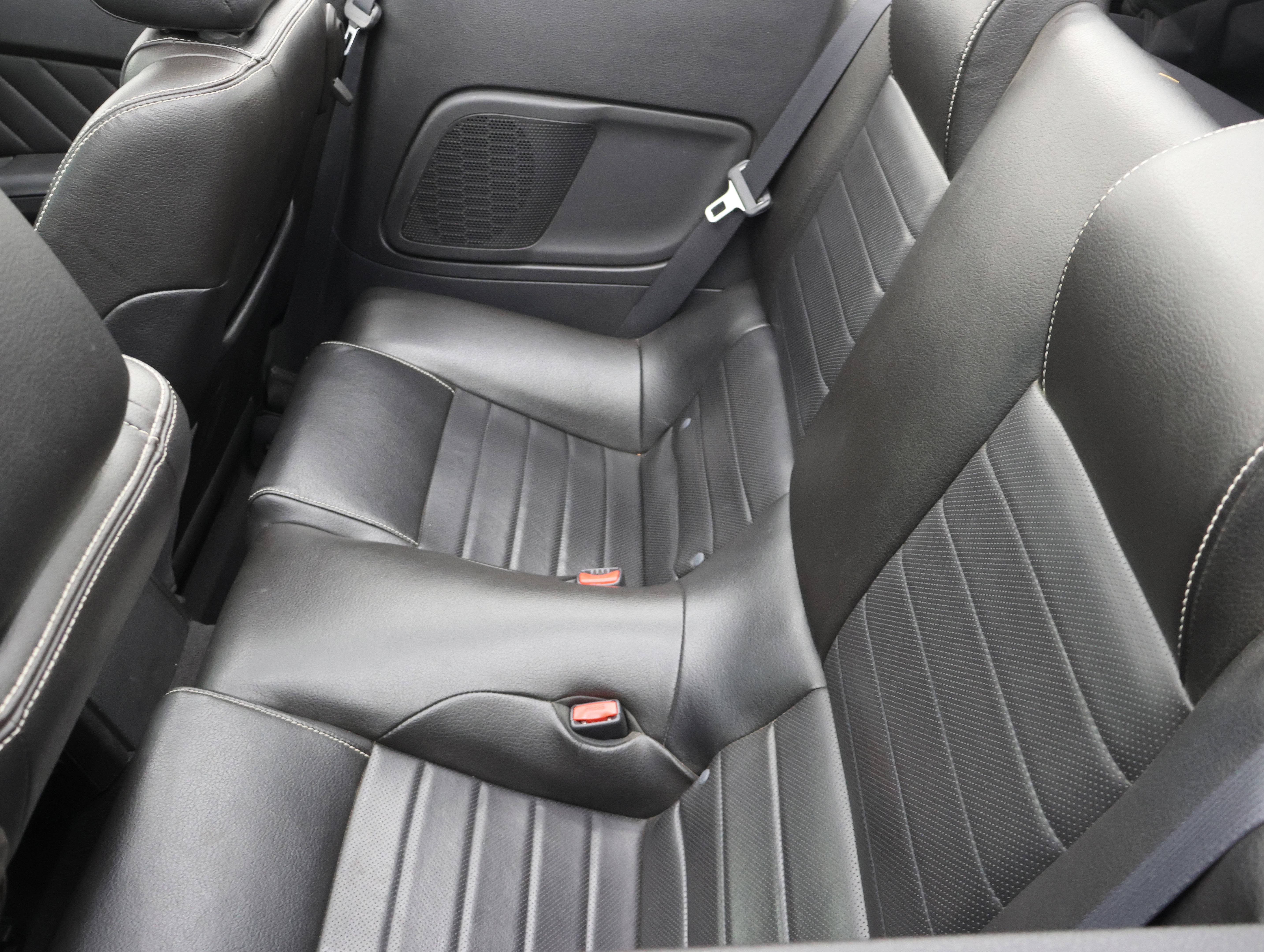 Used 2010 Ford Mustang GT Premium RWD image 51
