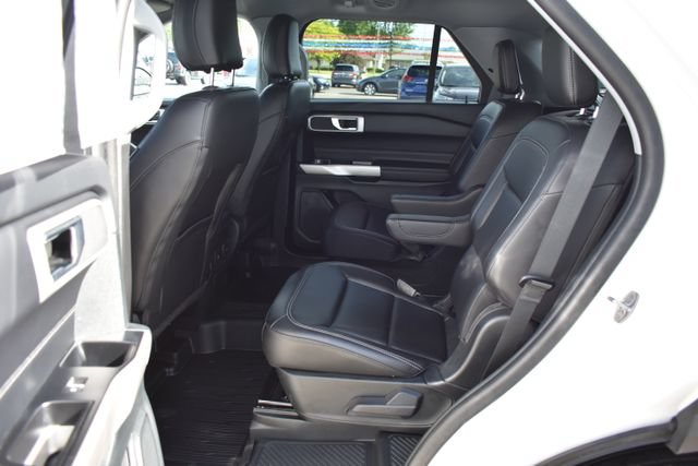 Used 2023 Ford Explorer XLT w/ Equipment Group 202A AWD/4WD image 34