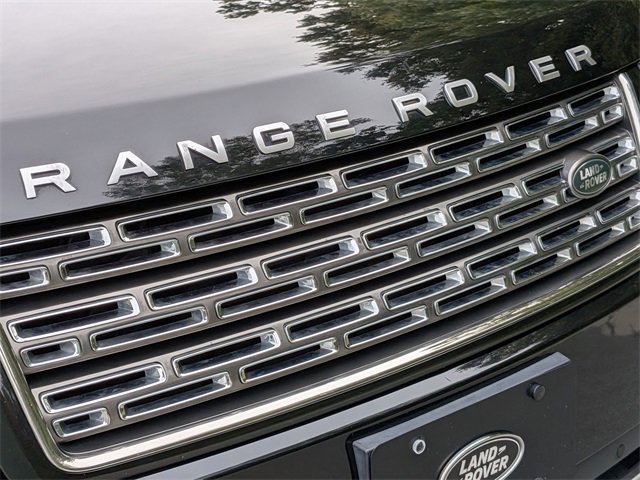 Used 2015 Land Rover Range Rover Long Wheelbase Autobiography image 33
