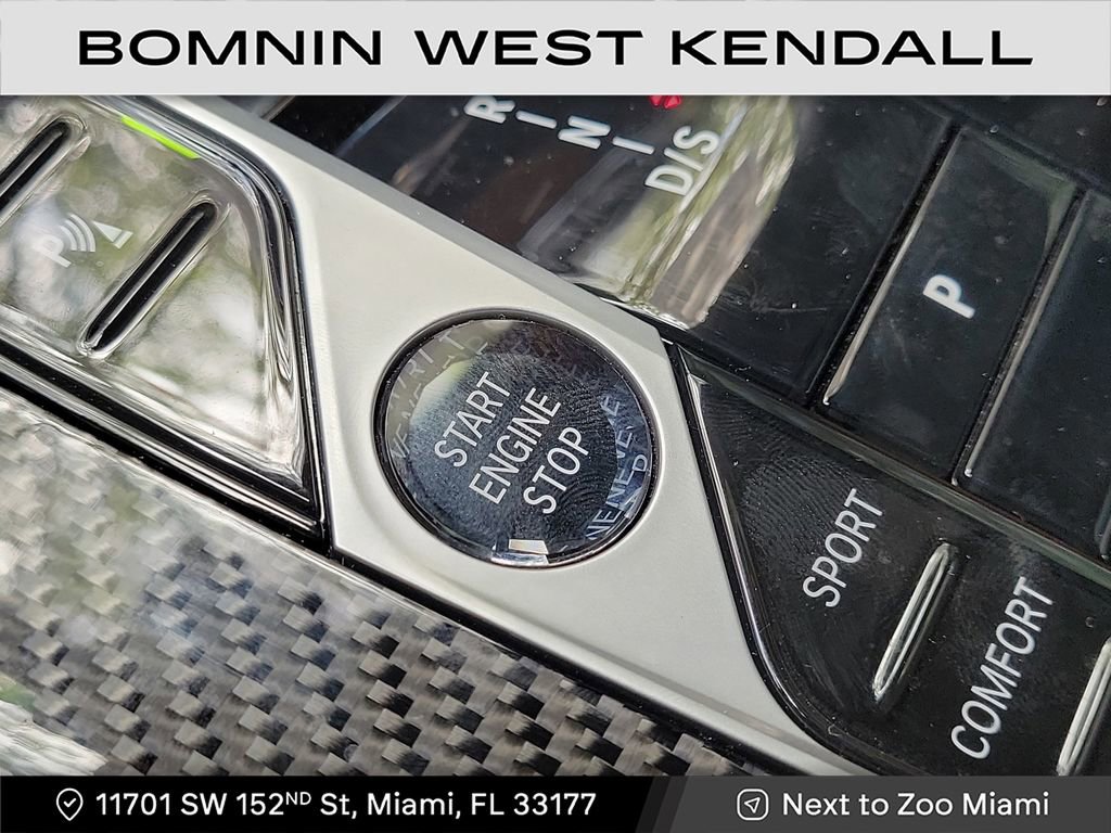 Used 2025 BMW X5 M60i image 21